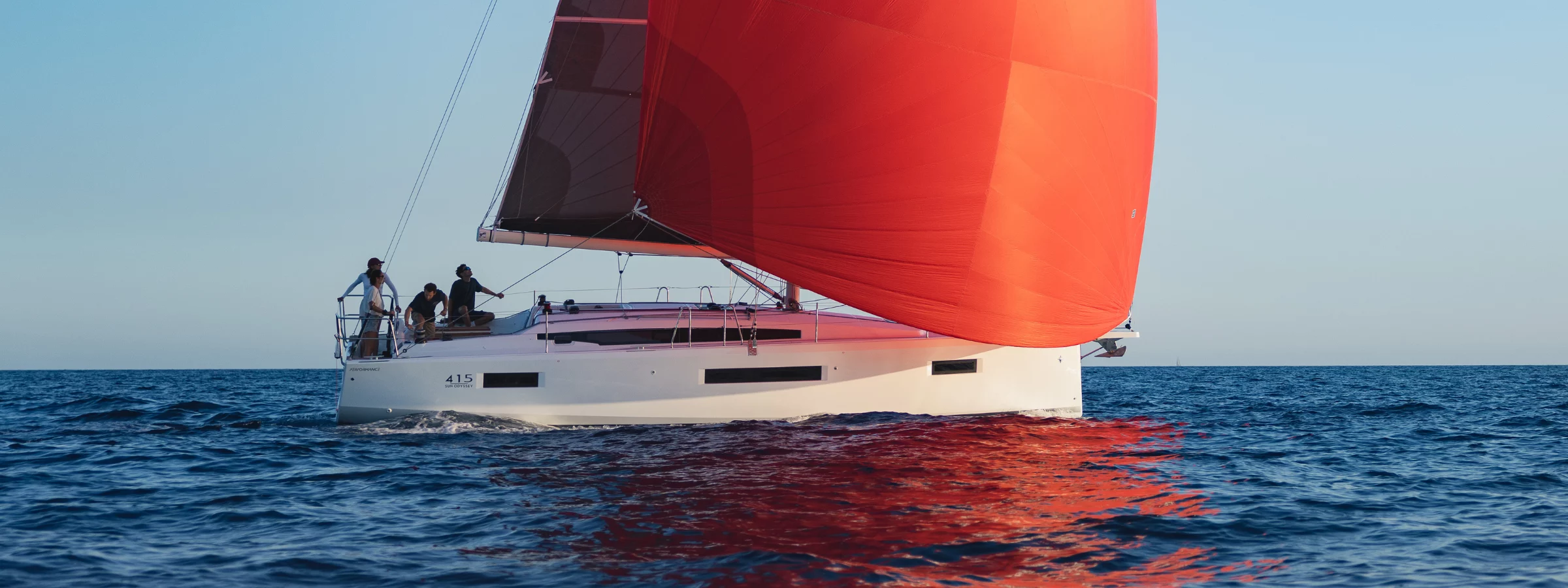Velero Jeanneau Sun Odyssey 415 con Motyvel Yachts Barcelona y Baleares con cobertura a nivel nacional